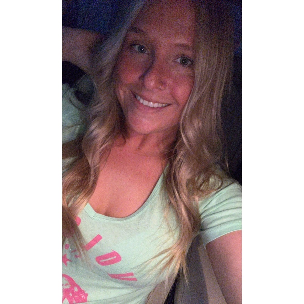 ⭐️ meet your seller ⭐️